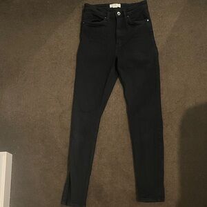H&M Classic Black Skinny Jeans
